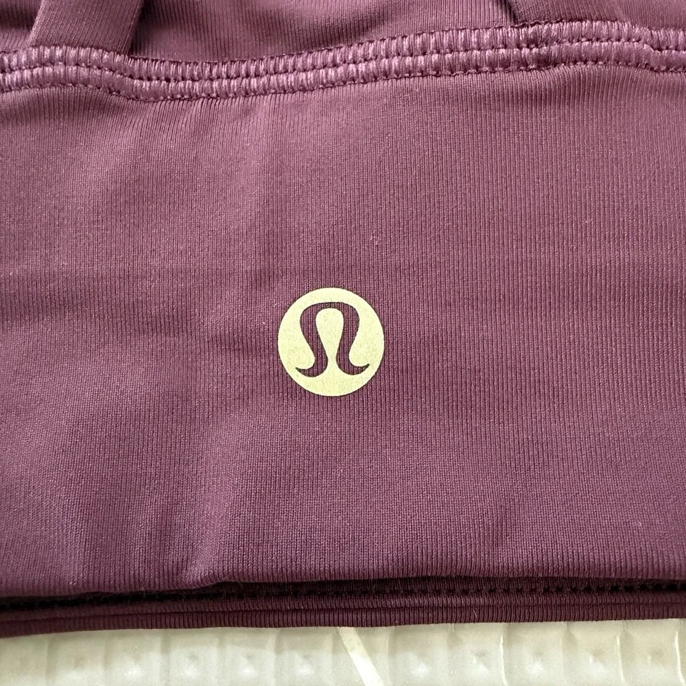 Lululemon High Neck Long Line Energy Bra Size 4 Lunar New‎ Year